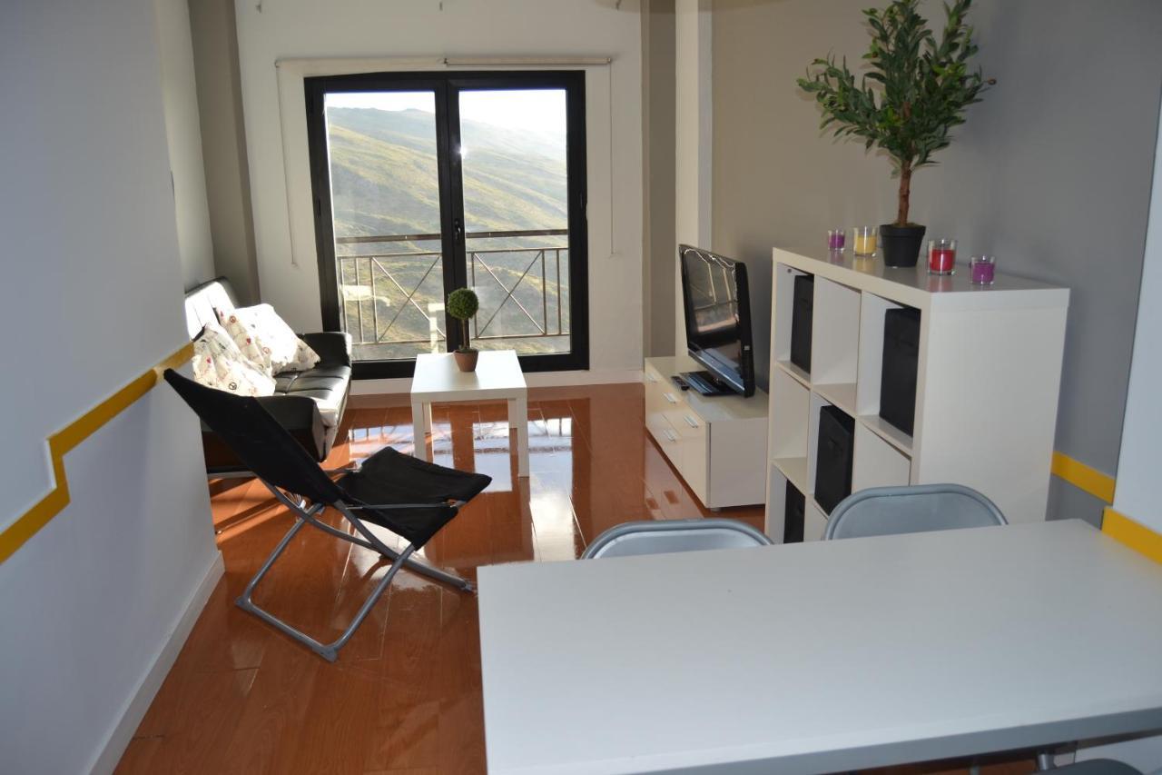 Apartamentos Zona Media เซียร์ราเนบาดา ภายนอก รูปภาพ